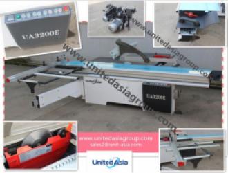 Panel Saw With Electric Tilting